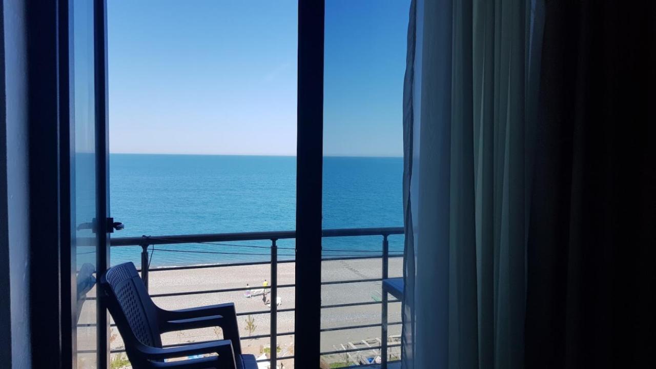 Iveri Beach 科布列季 外观 照片